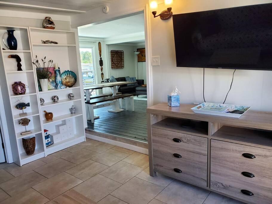 Willa 3 Bed, 2 Bath, Waterfront, Dock, Large Driveway Tavares Zewnętrze zdjęcie