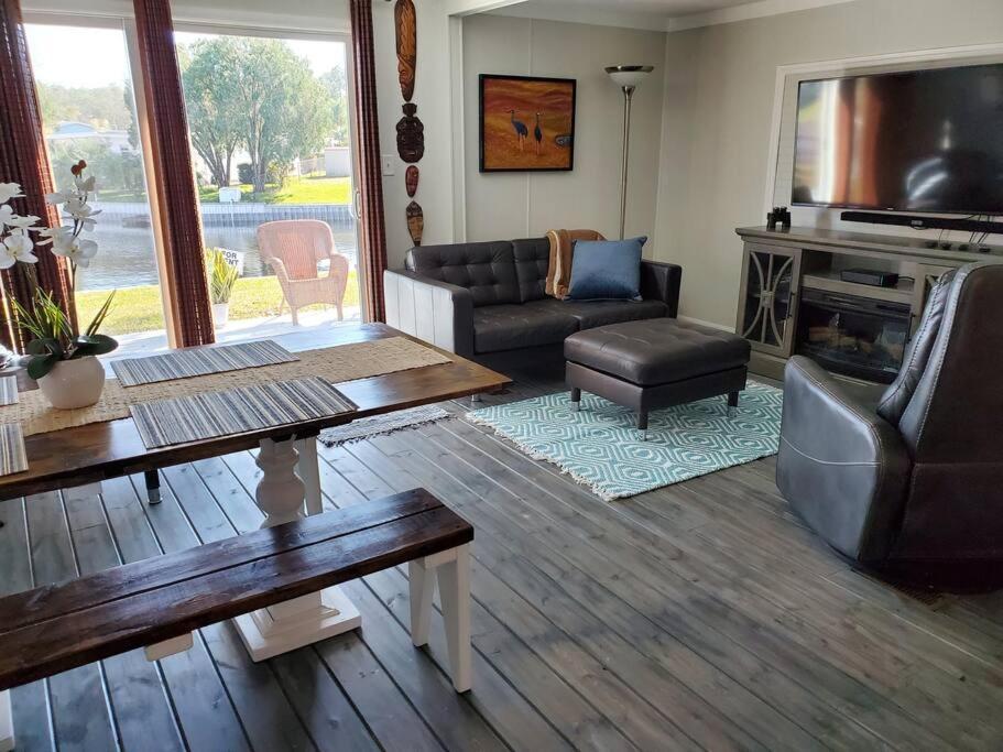 Willa 3 Bed, 2 Bath, Waterfront, Dock, Large Driveway Tavares Zewnętrze zdjęcie