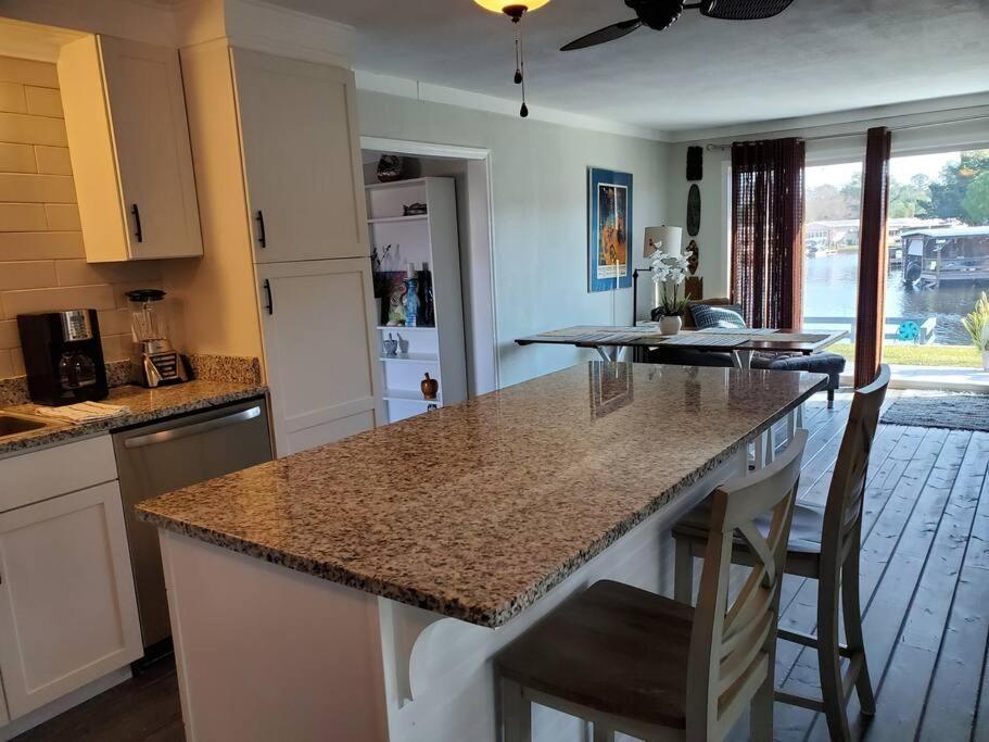 Willa 3 Bed, 2 Bath, Waterfront, Dock, Large Driveway Tavares Zewnętrze zdjęcie