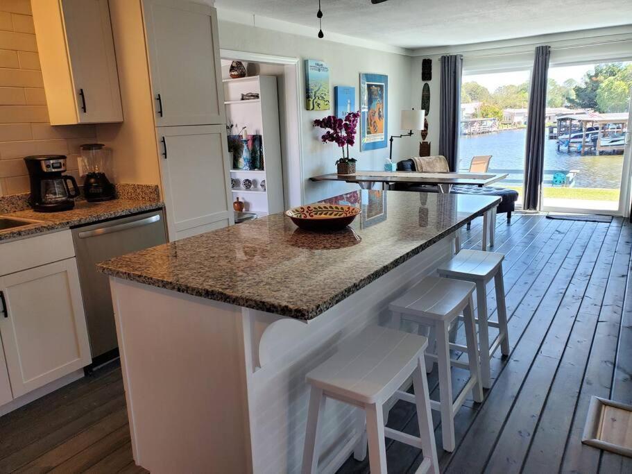 Willa 3 Bed, 2 Bath, Waterfront, Dock, Large Driveway Tavares Zewnętrze zdjęcie