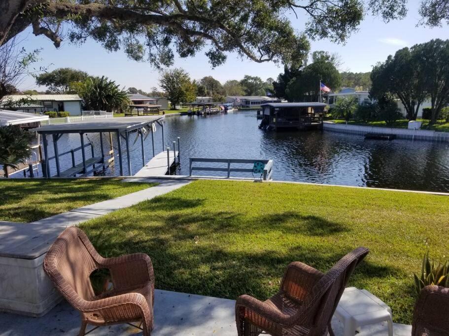 Willa 3 Bed, 2 Bath, Waterfront, Dock, Large Driveway Tavares Zewnętrze zdjęcie